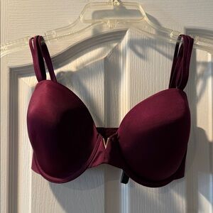 Elegant Victoria’s Secret Women's Bra